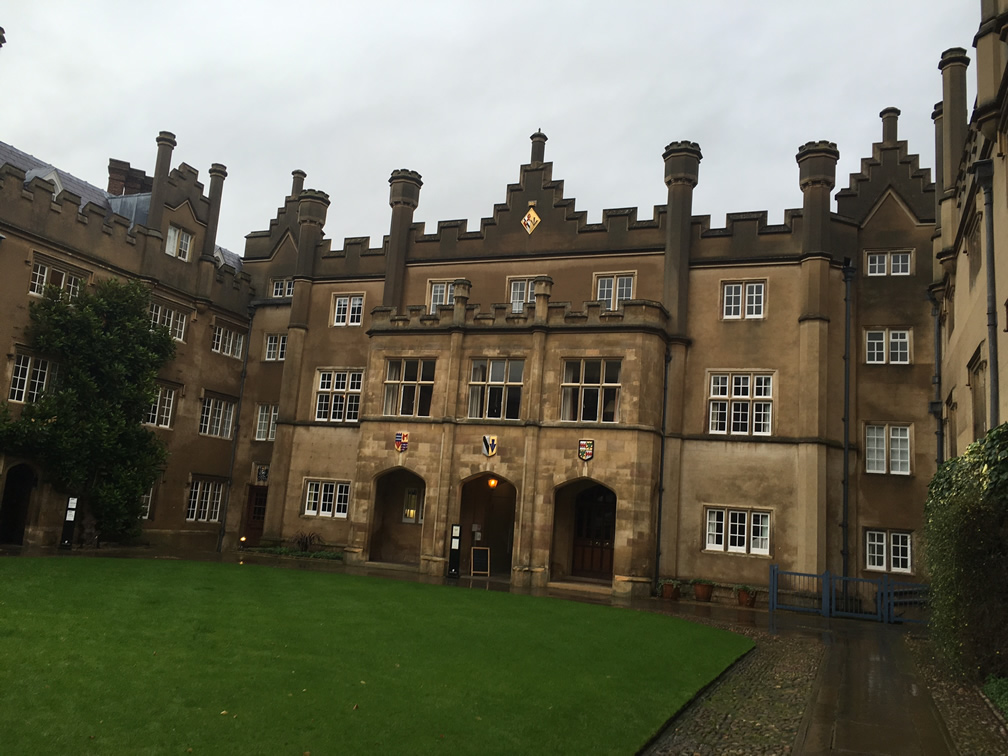 GCSE Students visit Cambridge University