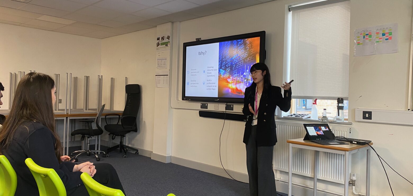 Abbey College Cambridge alumnus Sonya delivers talk on banking and finance careers
